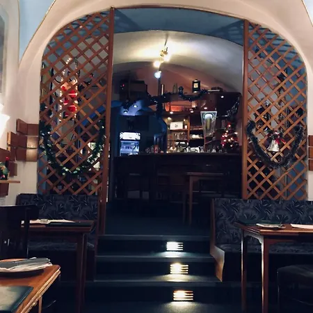 U Modrého Zvonku 3*